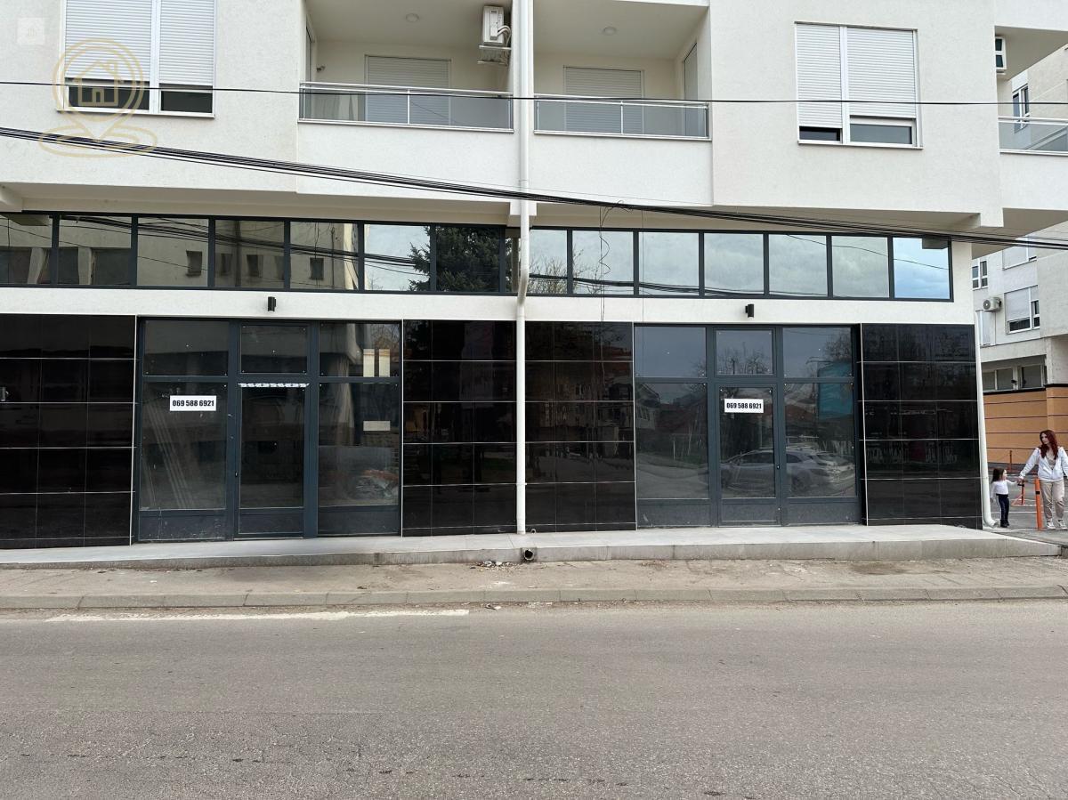 Izdavanje lokala Niš – L1 i L2, ukupno 230 m² + galerija 66 m², frekventna lokacija, 6 parking mesta
