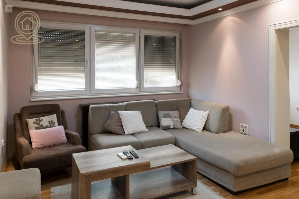 Izdavanje trosoban stan Voždovac 75 m² – komforan, moderno uređen, odmah useljiv