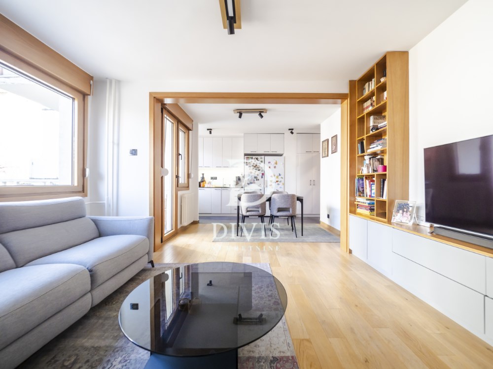 Renoviran 3.5 stan blizu Dunavskog keja, 71m2