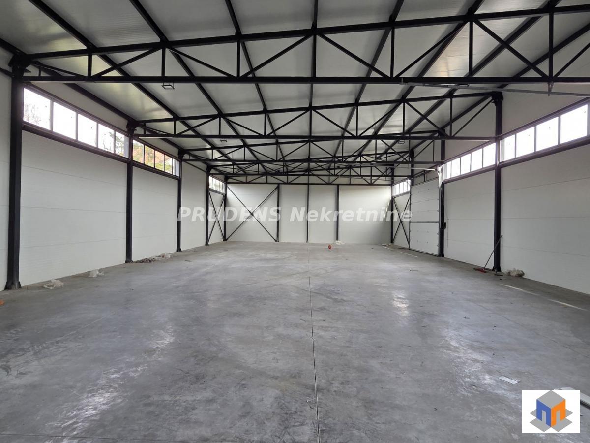 Surčin - Hala 420m2