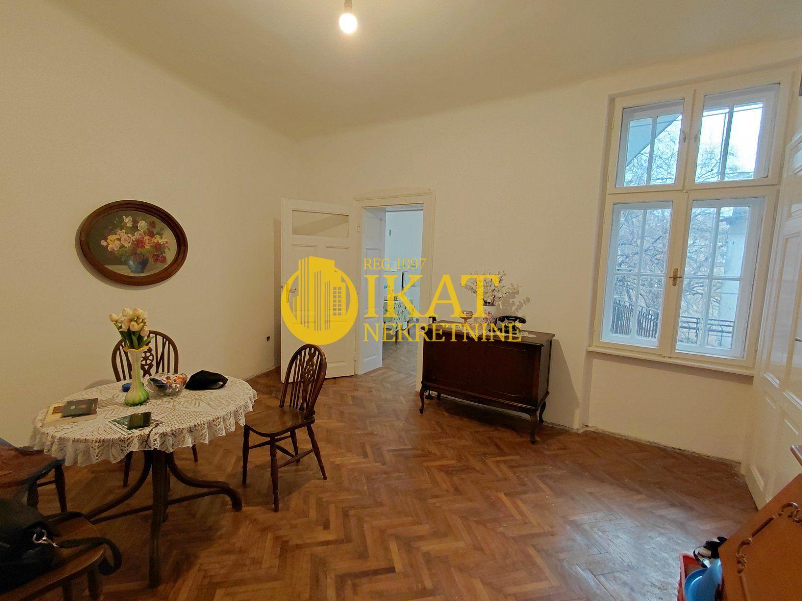 Dorćol, Džordža Vašingtona 87m2, dvosoban stan sa tri terase