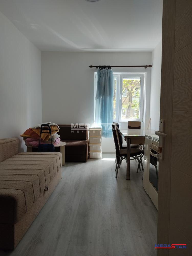 Kanarevo brdo, renoviran, namešten