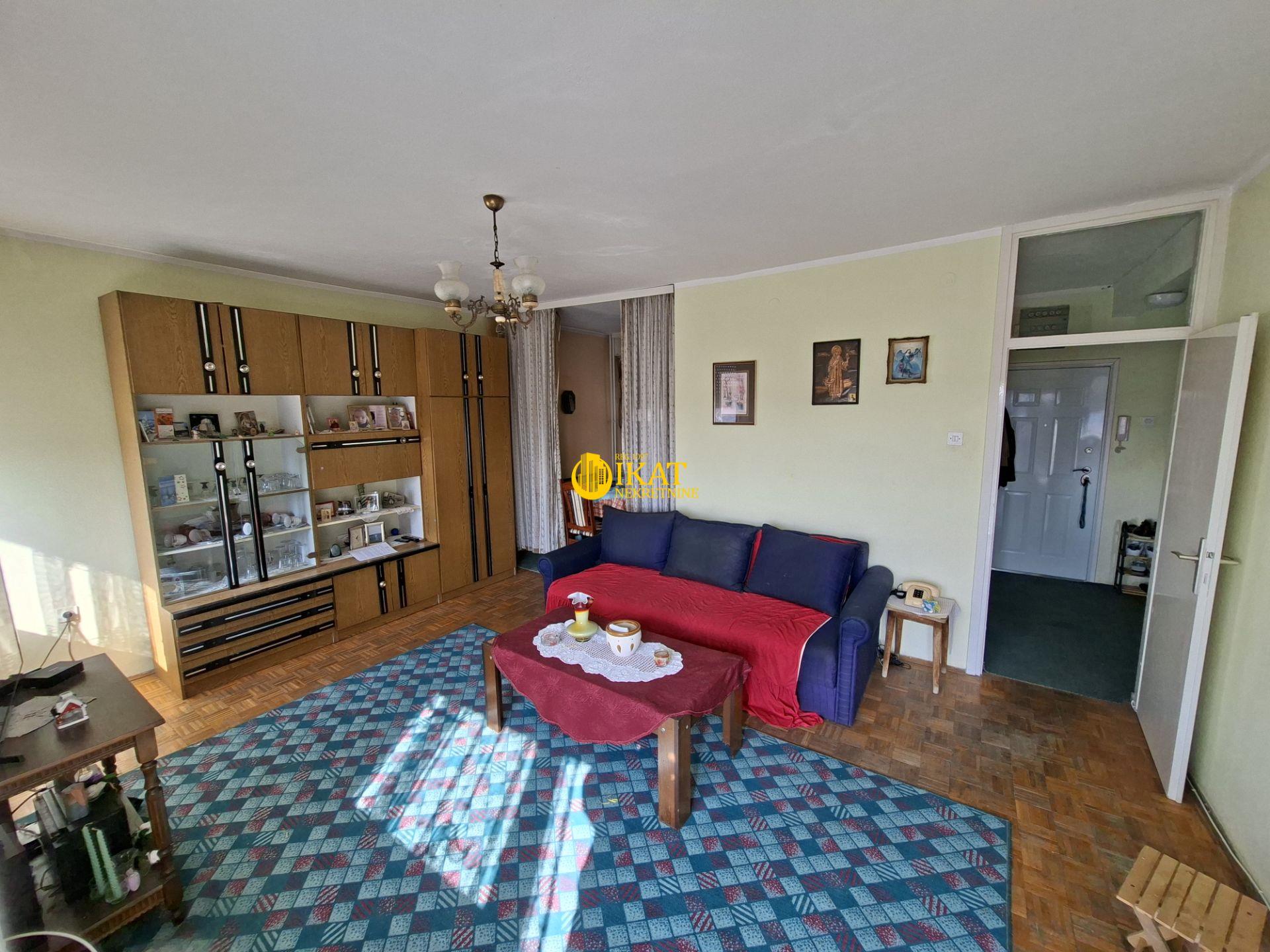 Borča centar, 75m2, trosoban stan ID#13638