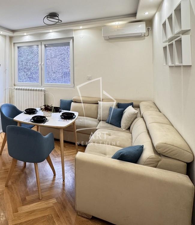 Izuzetan stan kod Vukovog spomenika ID#14143