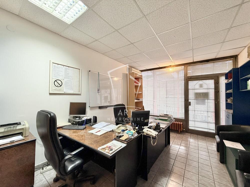 Lokal/PP,34m2+12m2,Stankom TC, Banovo brdo ID#14142