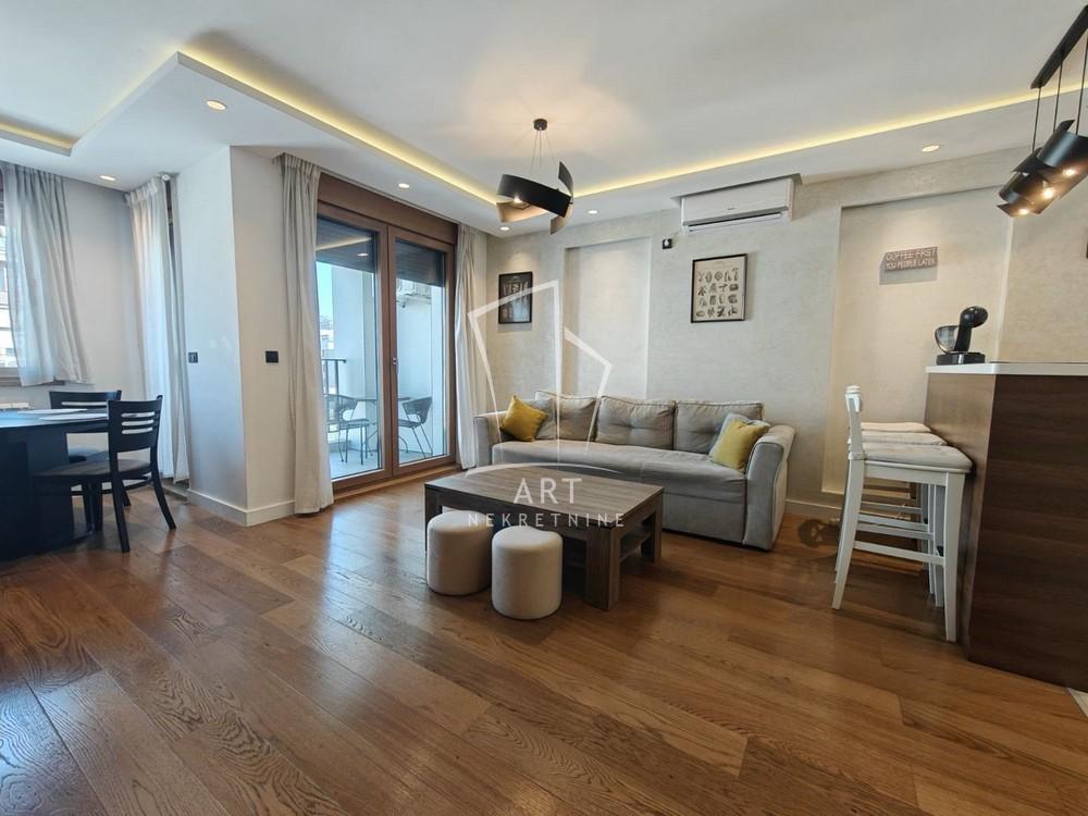 Lux stan u kompleksu Kapije Vračara ID#14156