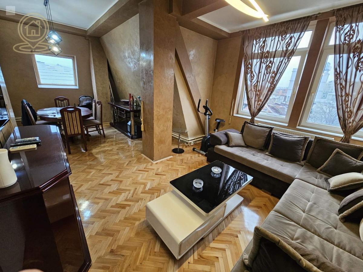 Izdaje se prostran i funkcionalan stan u blizini Hale Pionir