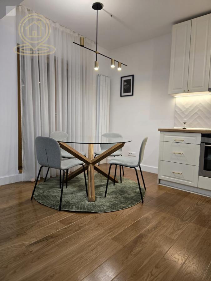 Trosoban stan u kompleksu Big Residence