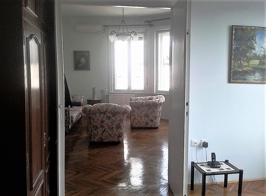 Vukov spomenik, Držićeva, salonska zgr, namešten, useljiv ..