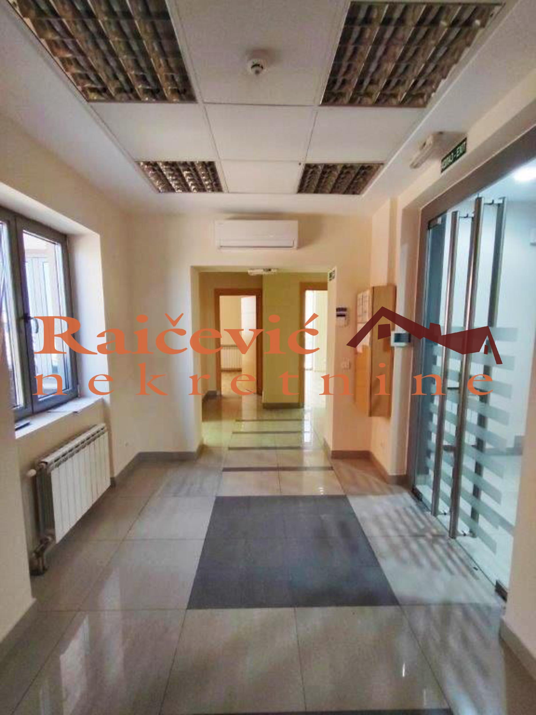 SAVSKI VENAC CENTAR 210m2 , T ,3200e