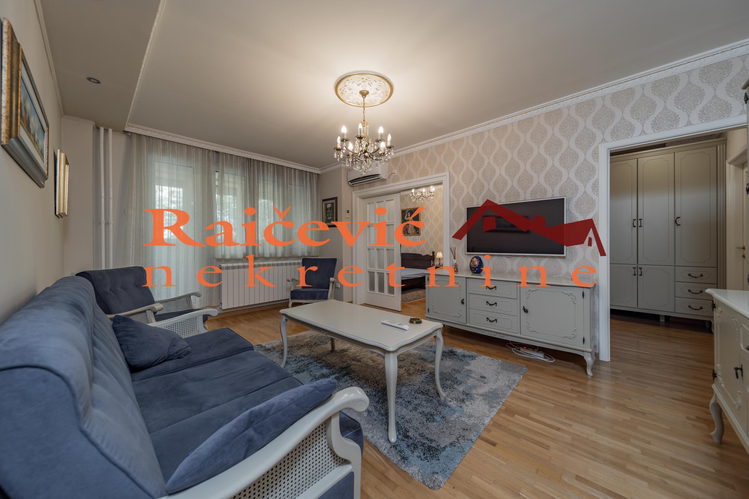 STARI GRAD CENTAR 62m2 , T ,319000e