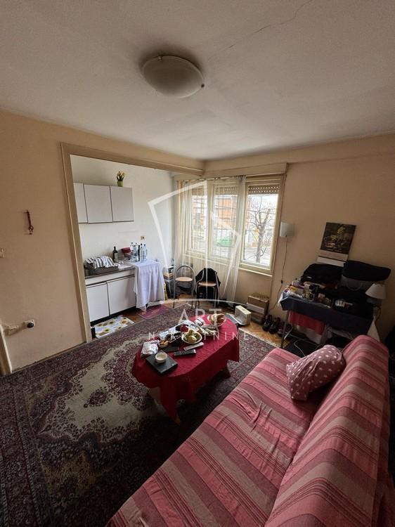 Garsonjera 23m2,odlična lokacija ID#14271