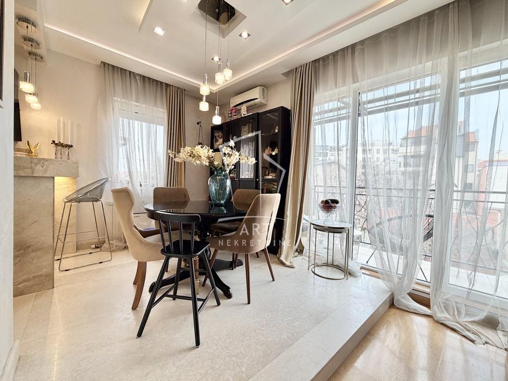 Ekskluzivan,uknjižen, kompletno namešten, duplex na Voždovcu