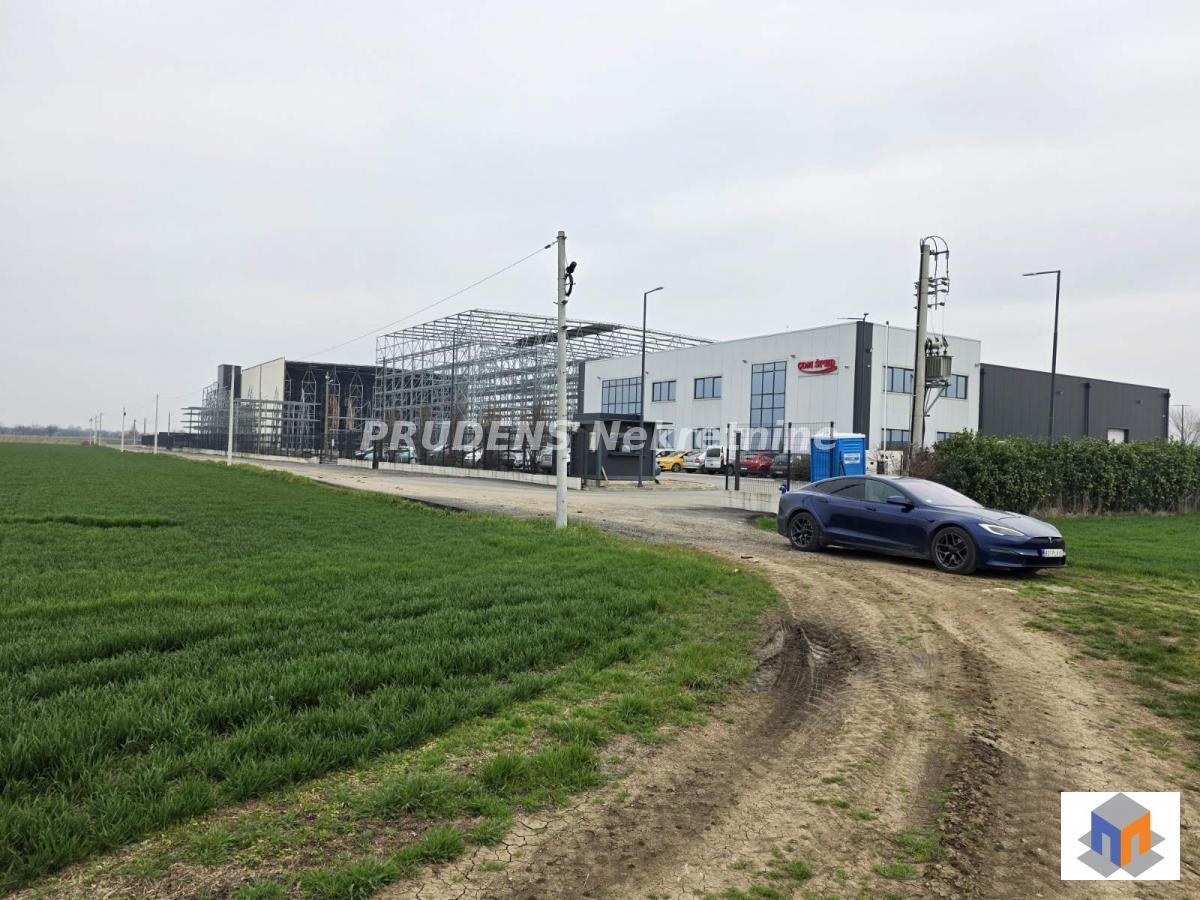 SURČIN - DOBANOVCI, industrijska zona 2.3 hektara