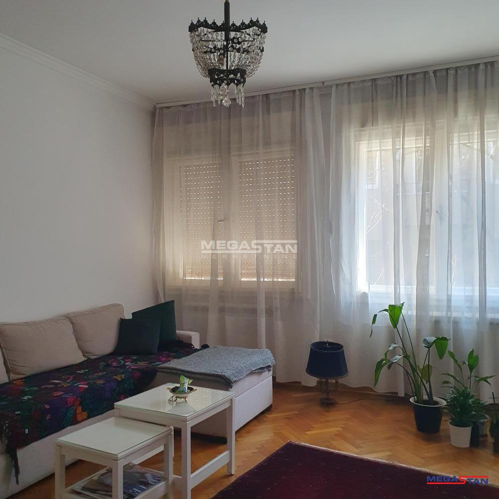 Narodno pozorište, namešten, odmah useljiv