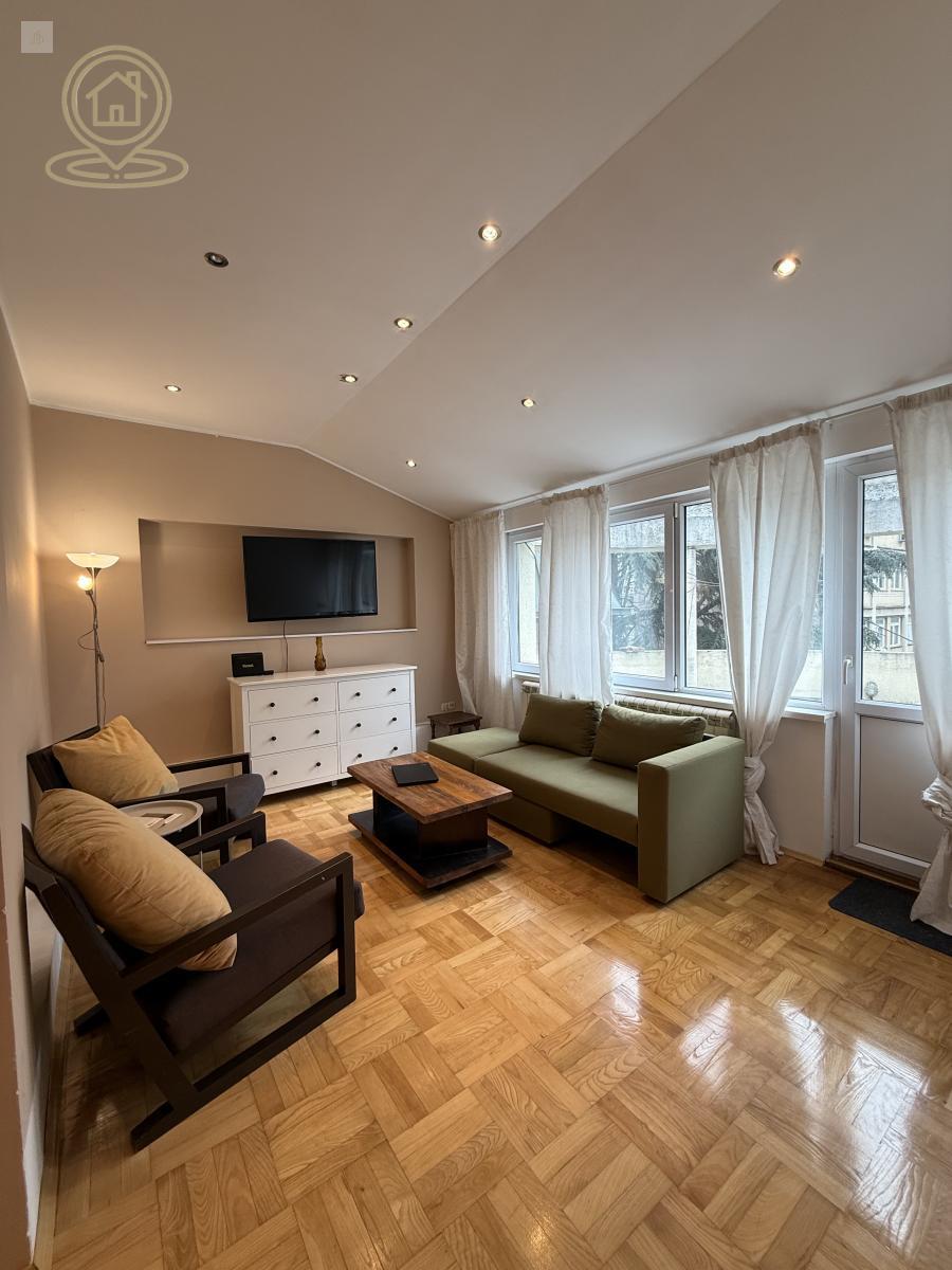 Odličan stan kod Autokomande i iznad Specijalnog Suda