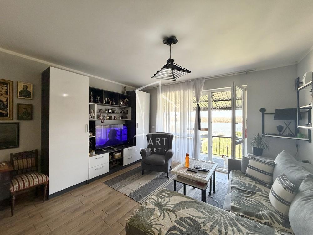 Kuća na reci Dunav, mereno 154m2 ID#14381