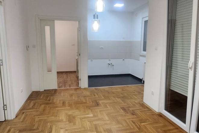 Nov, funkcionalan 1.5 stan, Hadži Mustafina, 36m2