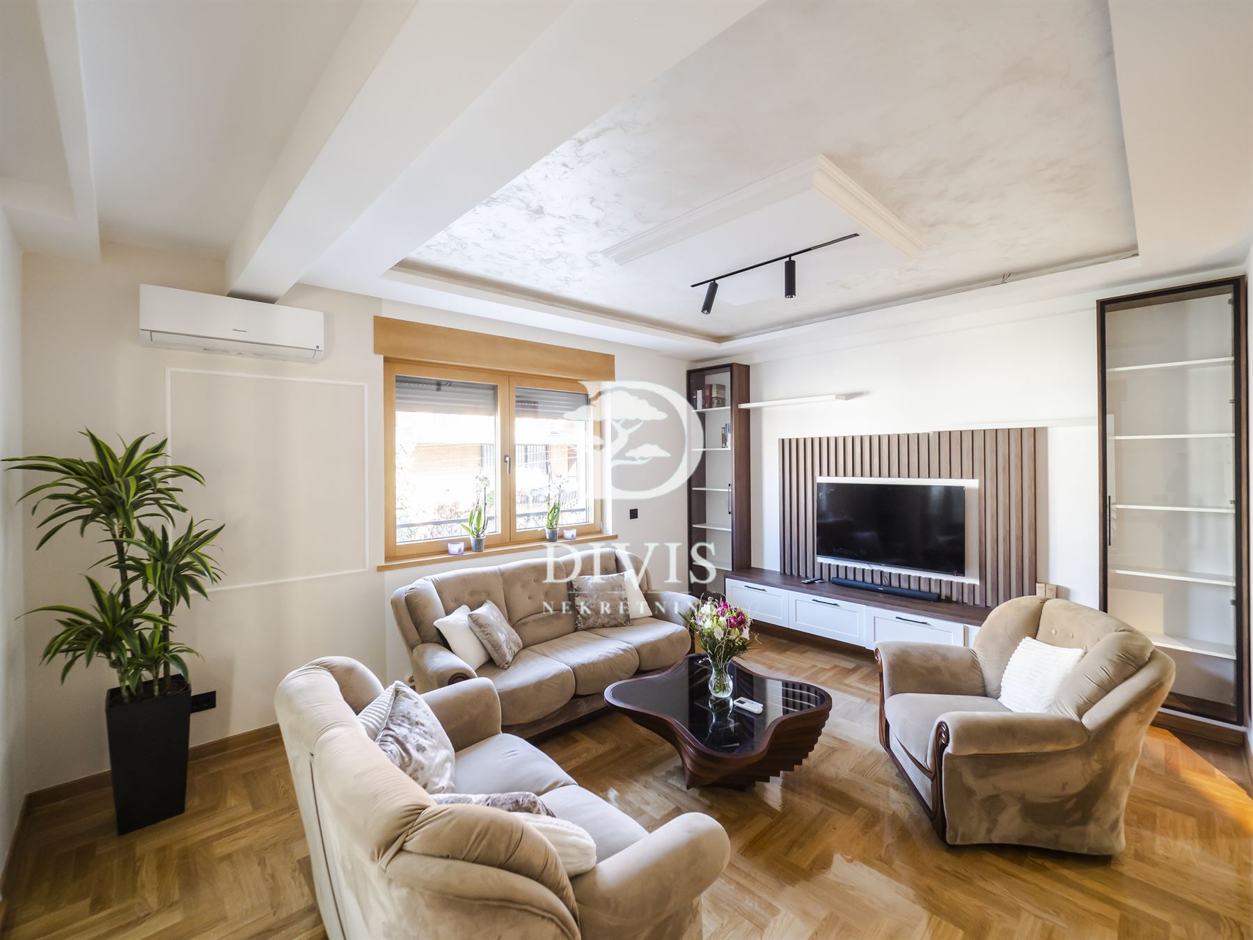 Nov 3.0 stan na Zvezdari, Ilindenska ulica, 100m2