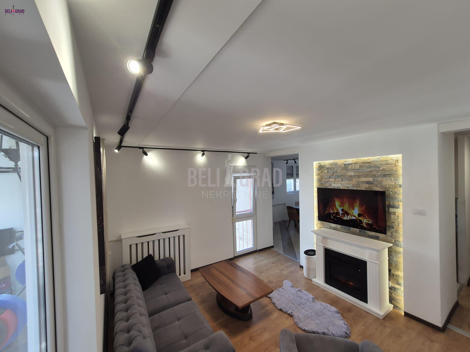 2.5 renoviran stan, Blok 61