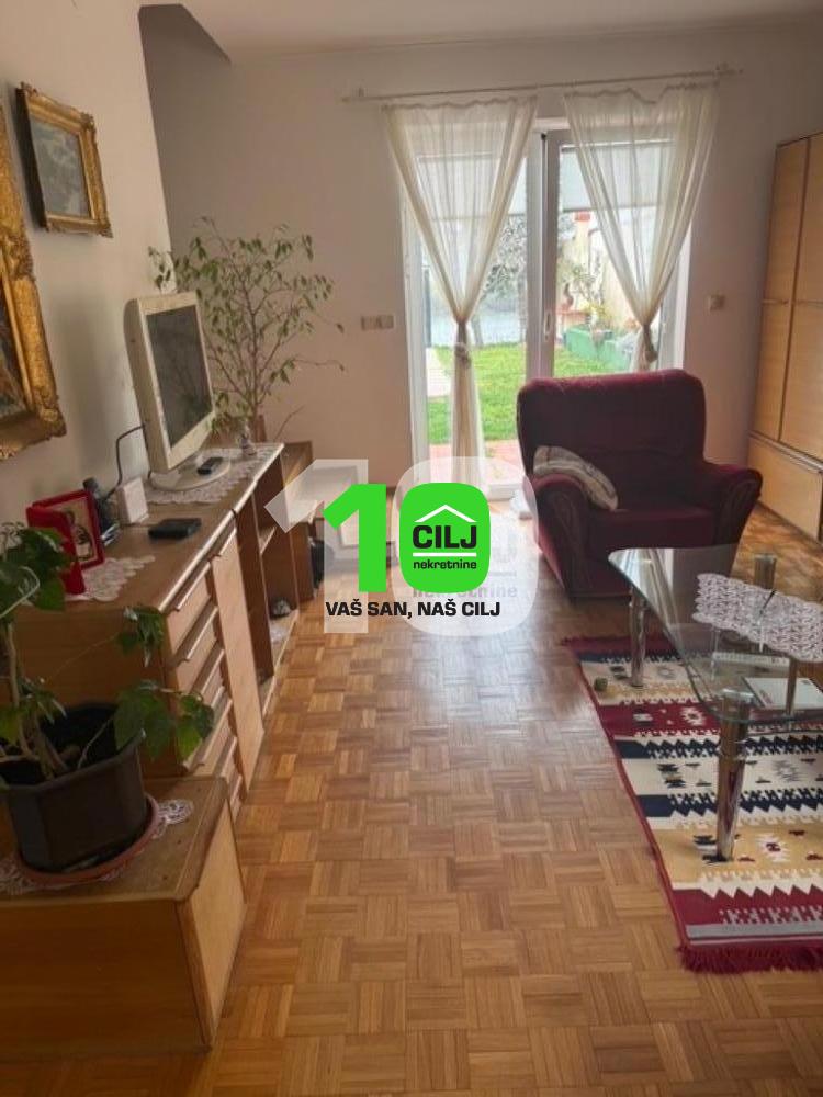 Stan u kući na obali Dunava, 2,0, 66m2 ID#1593