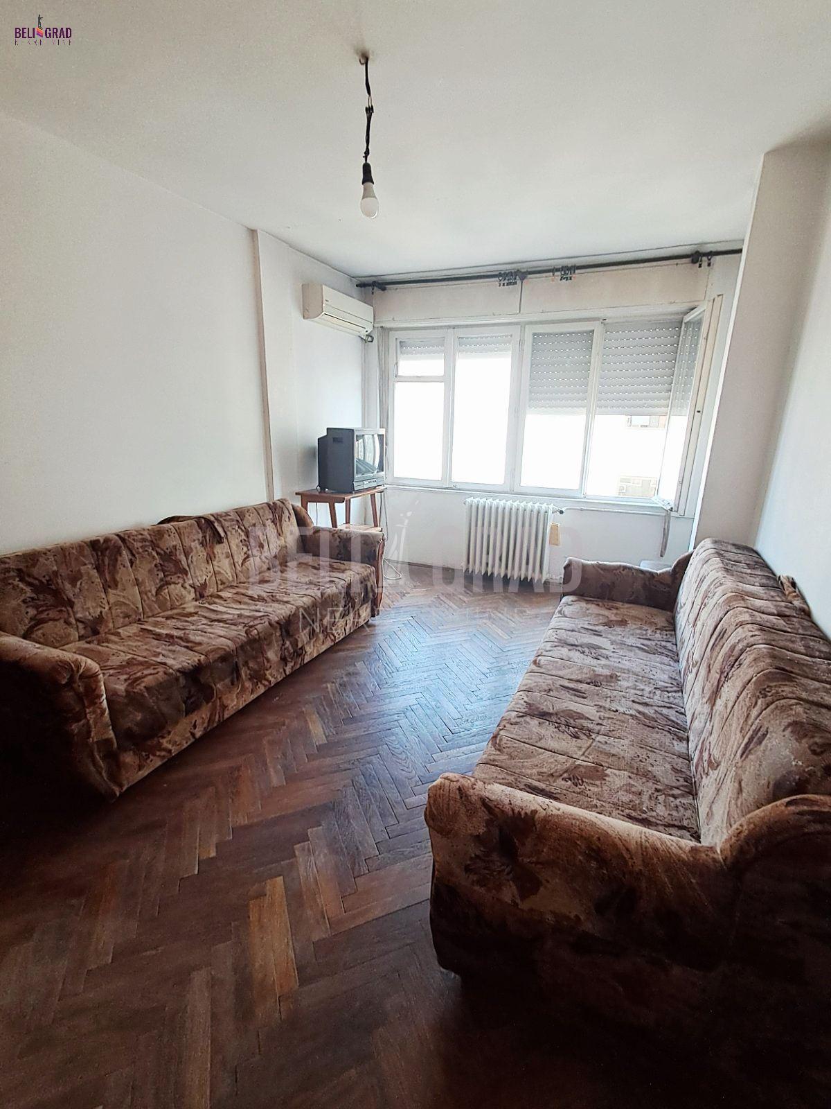 Cara Dušan, Gornji Dorćol