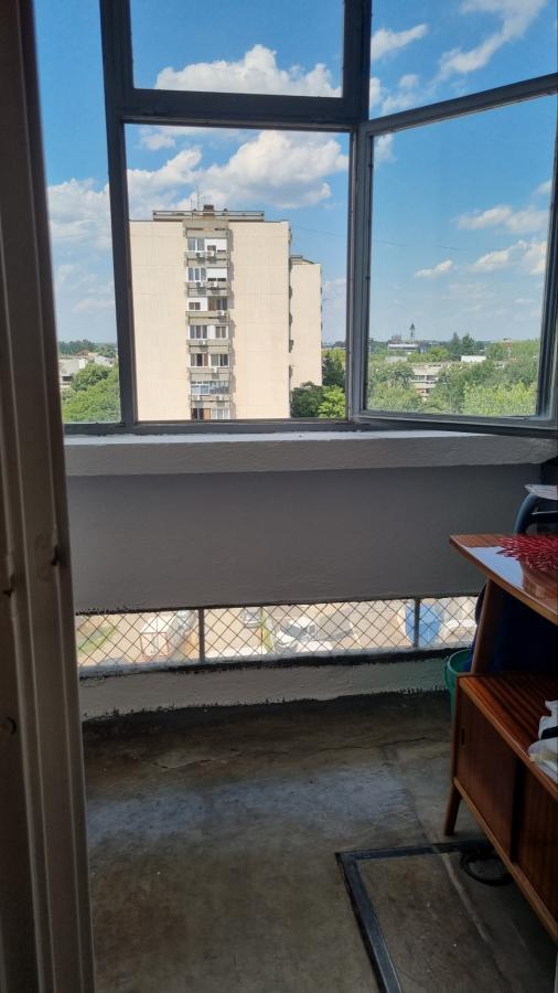 Zemun, Miće Radakovića, 58m2, cg,