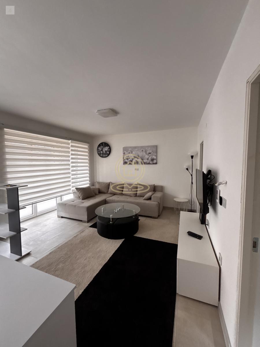 Obilićev venac 33m², odvojena spavaća soba, kompletno namešten