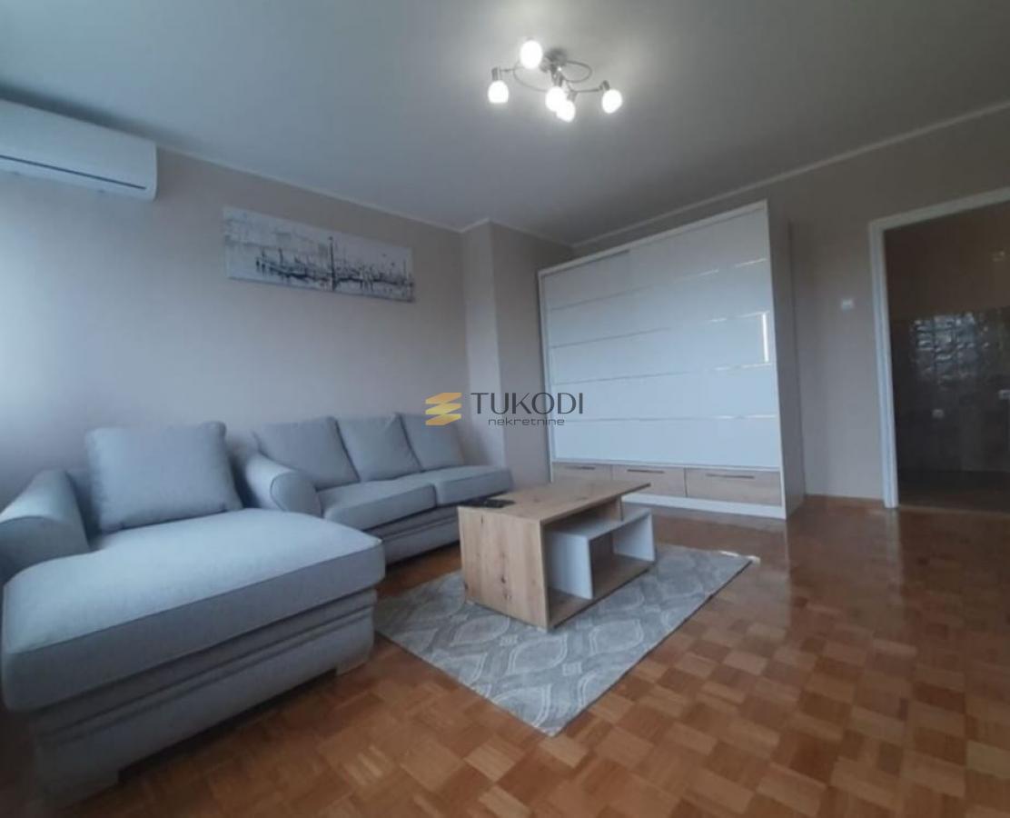 Odličan 1.5 stan kod Fontane