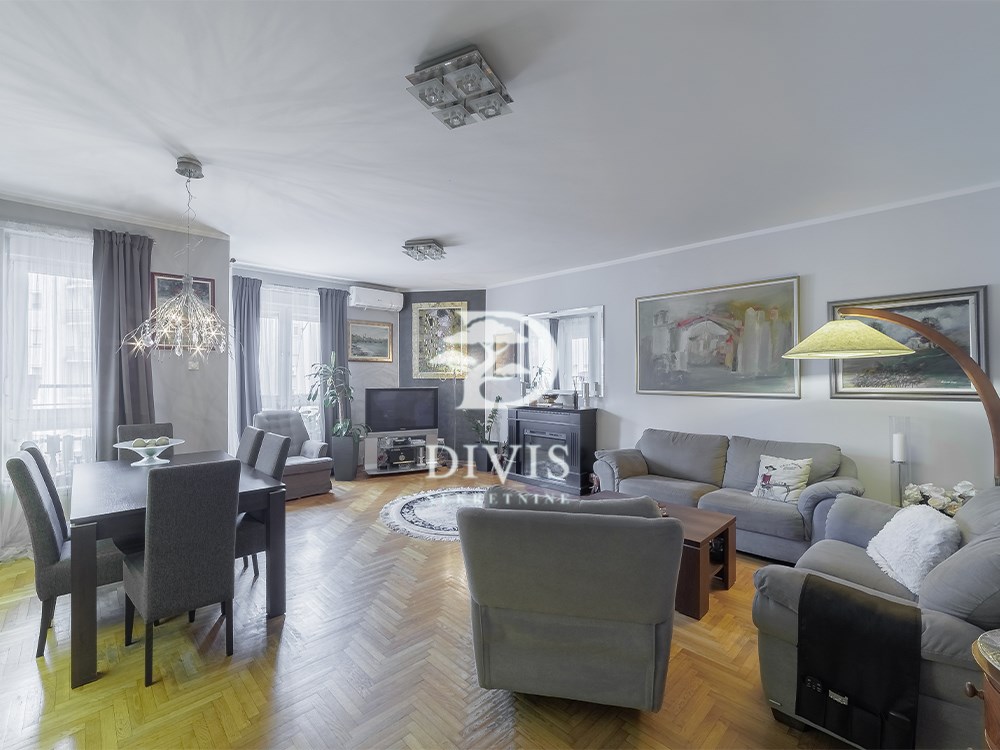 5.0 dupleks na Vračaru, Neimar, 196m2, tri terase