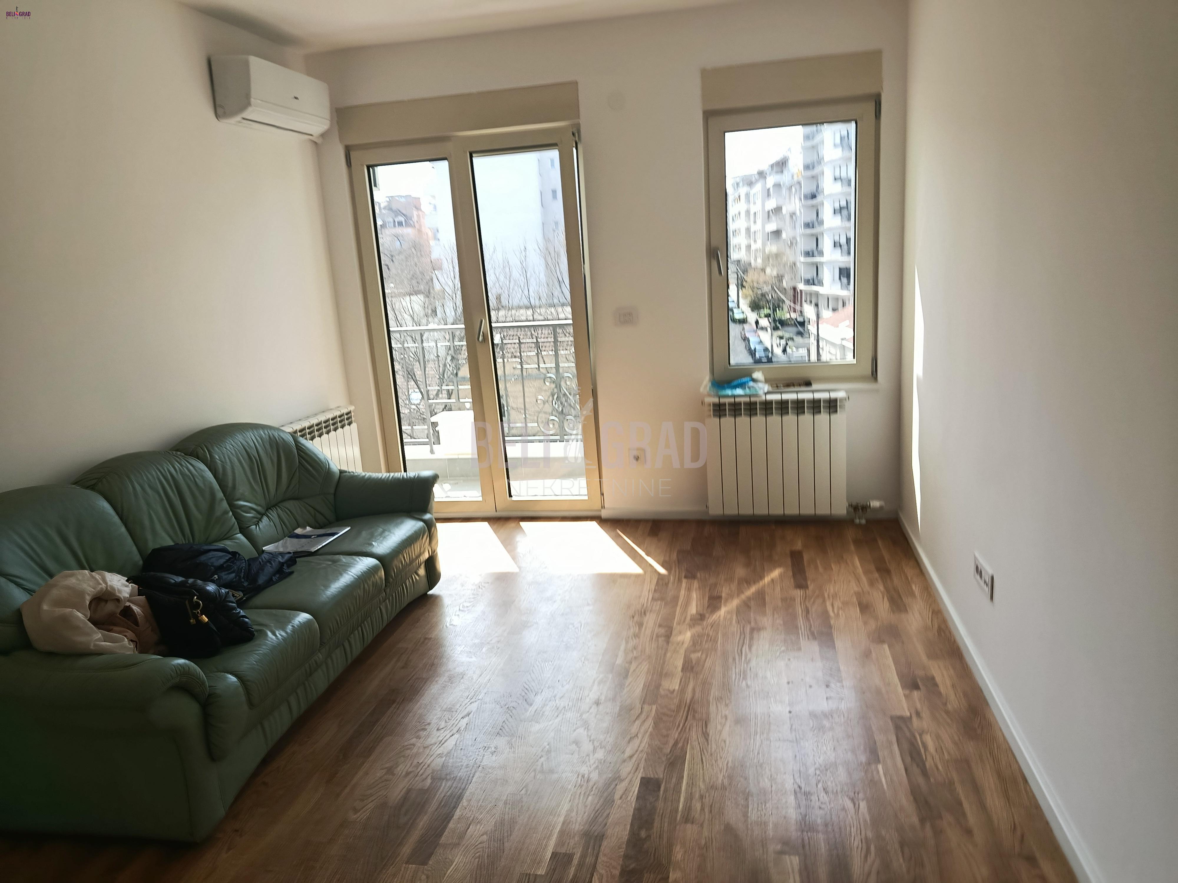 Đeram, novogradnja, 2.5, Lux