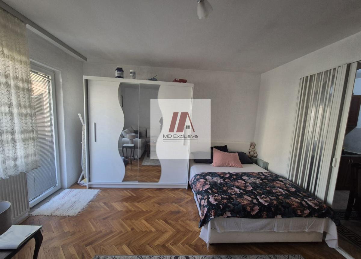 Prodaja – stan u kući + dodatni prostor Žarkovo