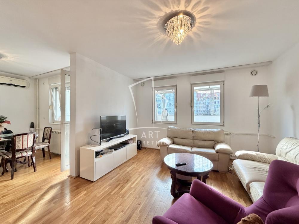 Banovo brdo, mereno 85m2 ID#14561