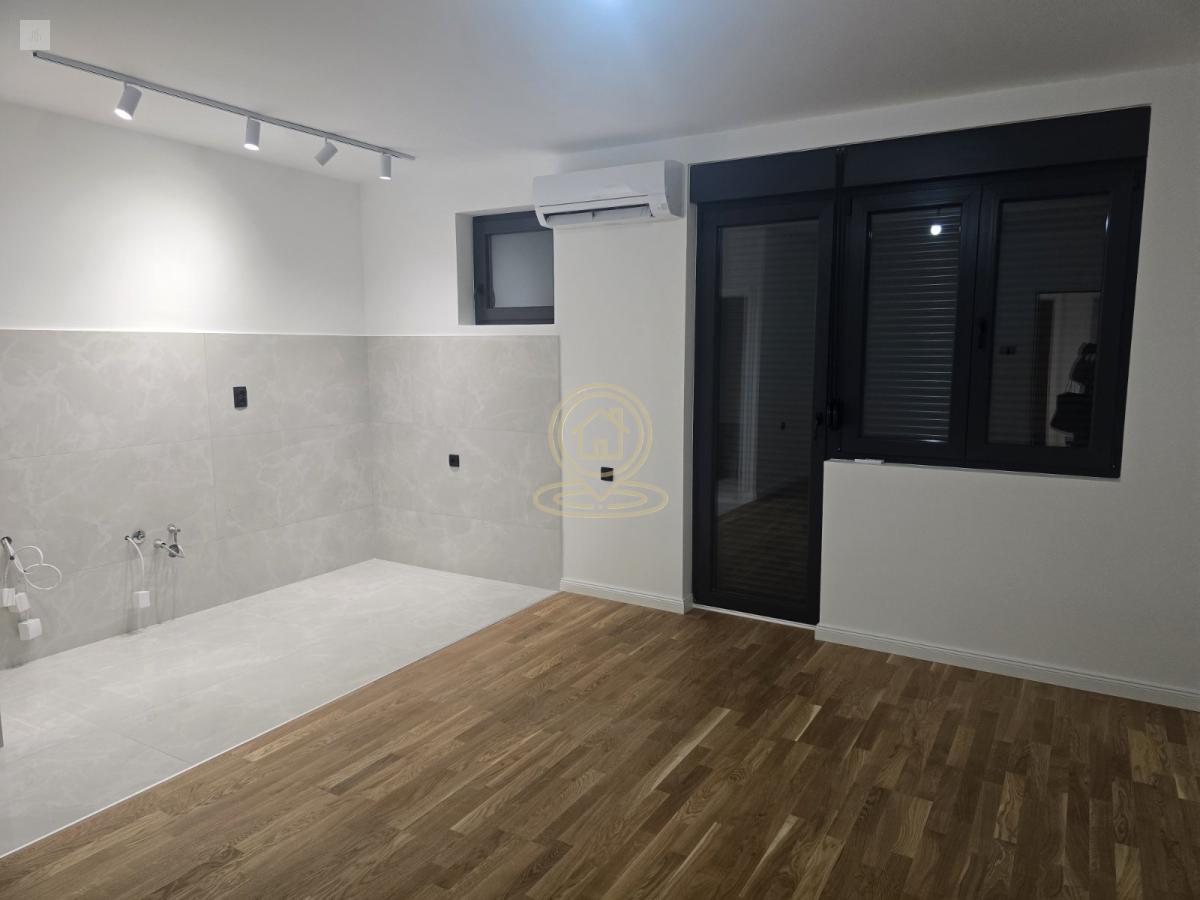 PRODAJA STANOVA KRALJEVO CENTAR – 67m²
