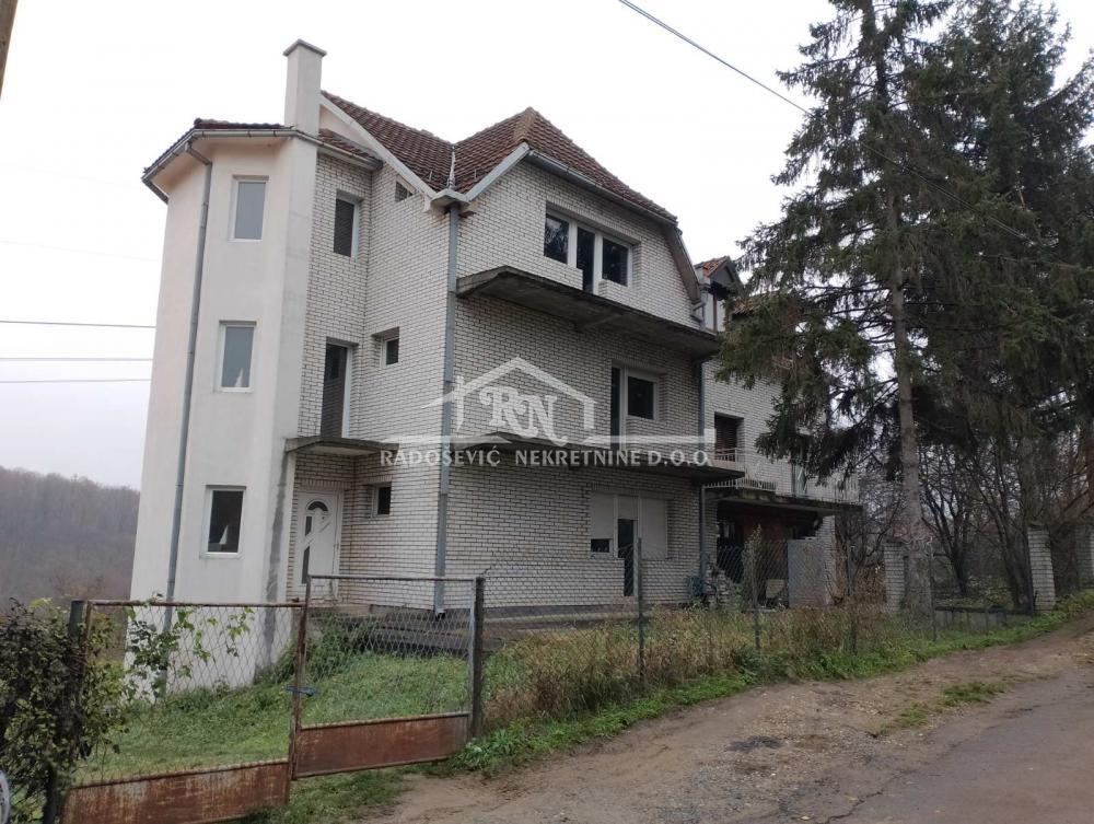 Čukarica, Sremčica, 411m2, 13.28 ari ID#1625