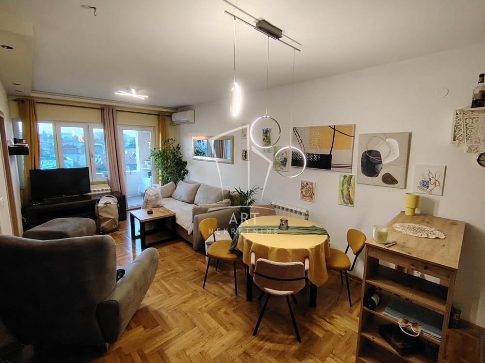 Zemun, Cara Dušana, 48m2 ID#14562