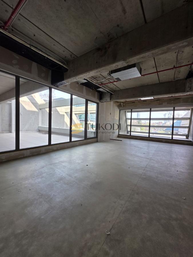 Sava Centar, 352m2 bez provizije