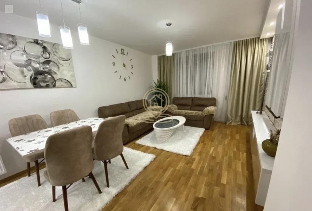 Luksuzan trosoban stan 66 m² – novogradnja, kompletno namešten