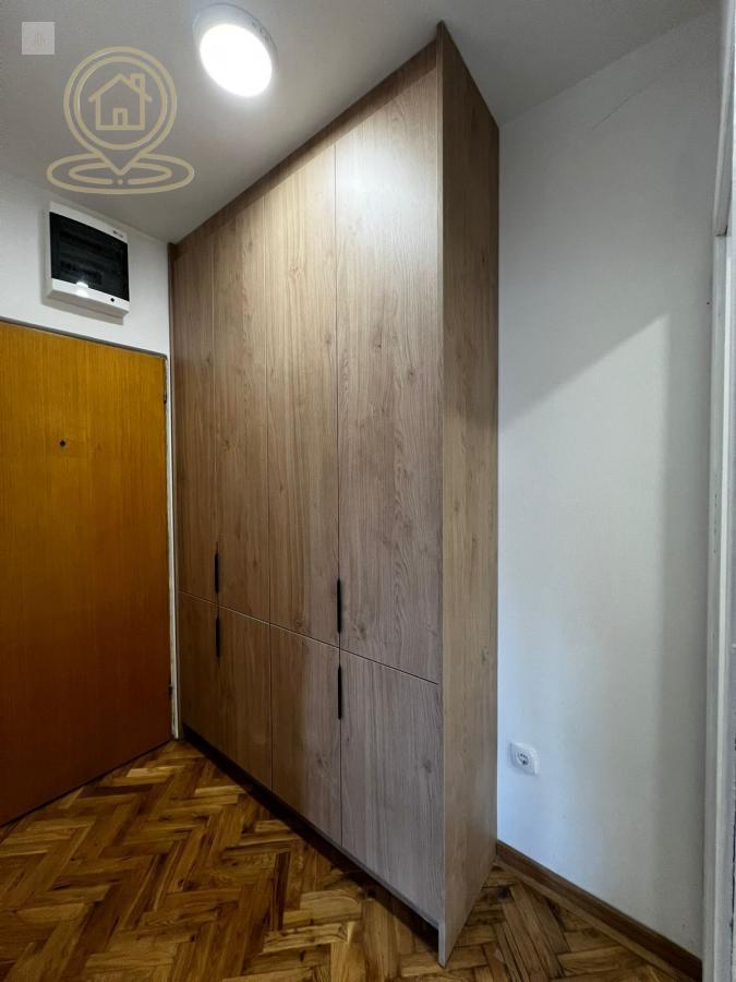 Prodaja jednosobnog stana 22 m2 – Banatić, Novi Sad – renoviran, odlična lokacija