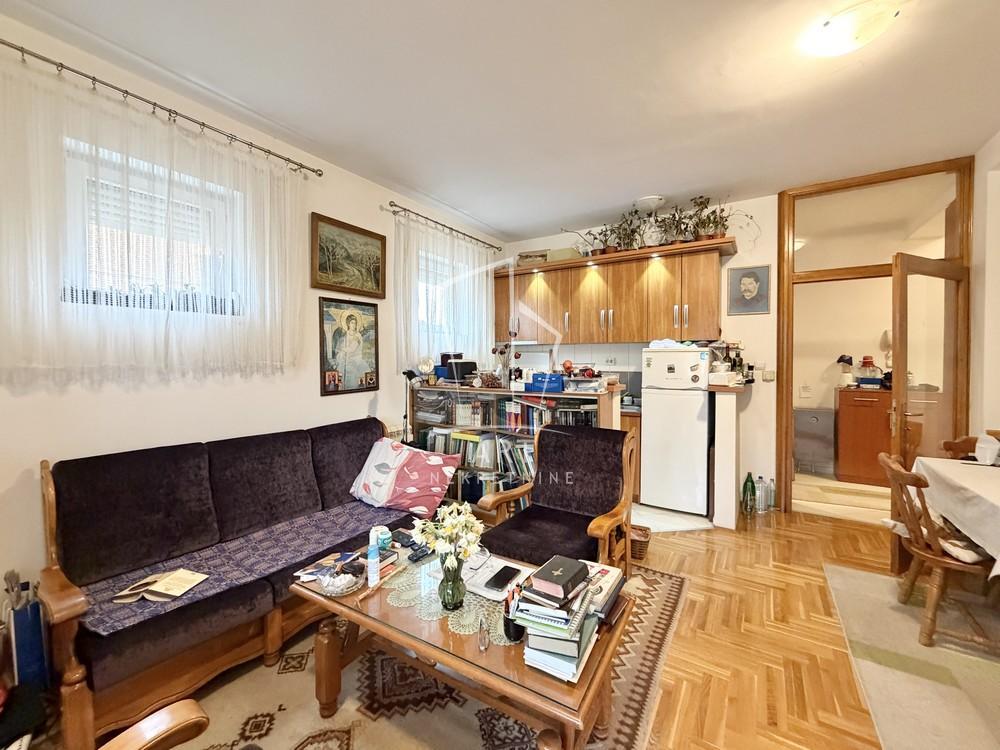 Odlična prilika, namešten stan, sa parking mestom ID#14609