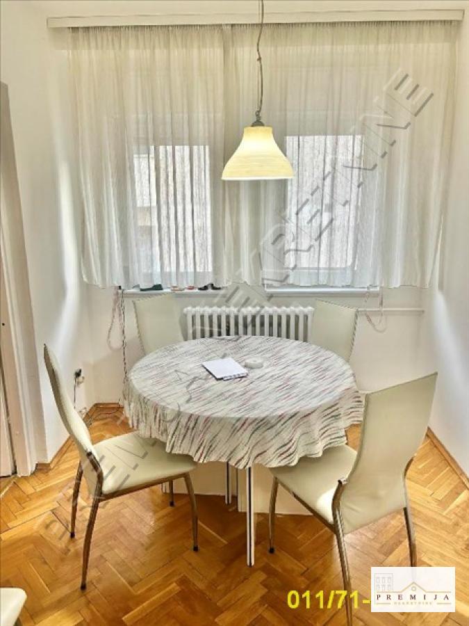 3.0, Vračar, Ustanička, 75m2