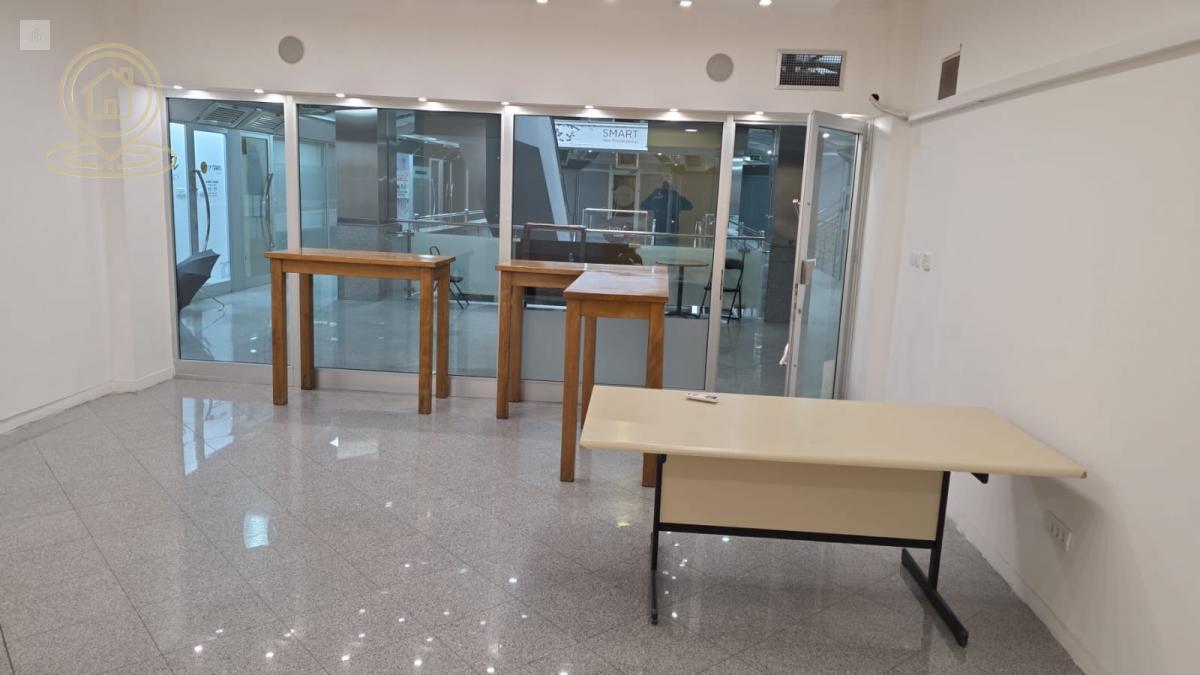 Izdavanje Lokala u Samom CENTRU Grada| 40 m² | Centralno Grejanje | Klima