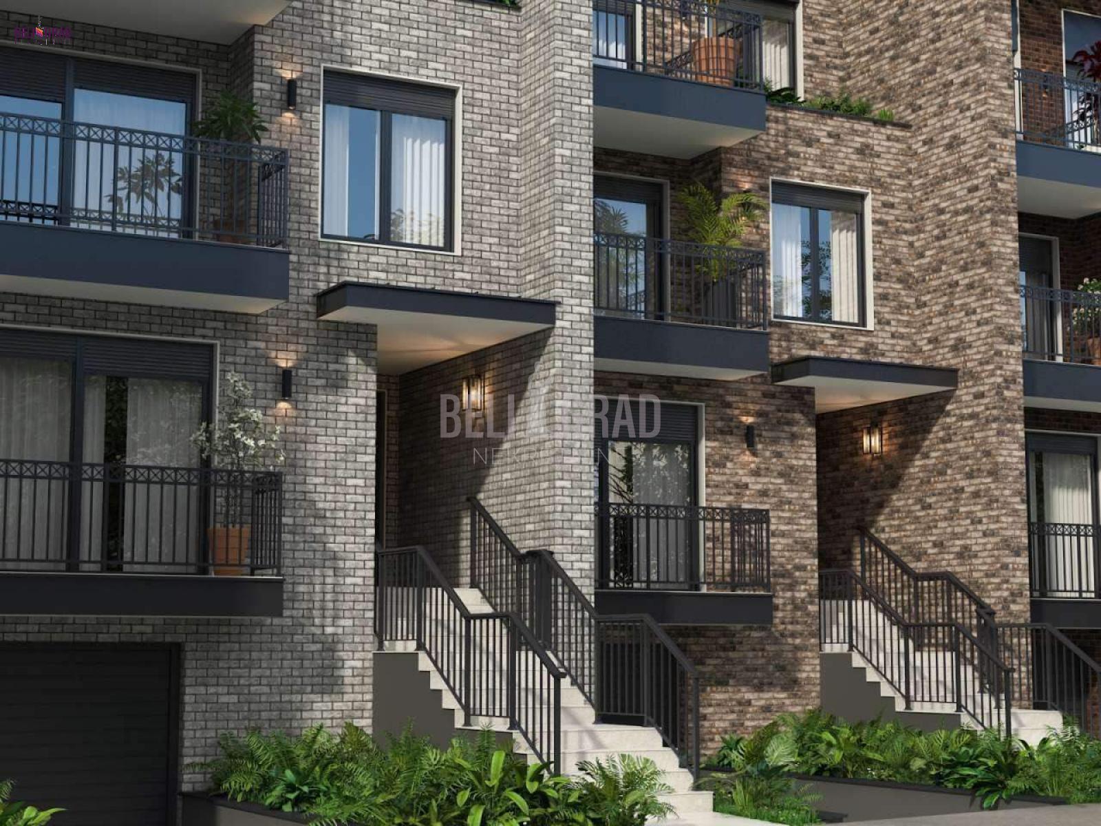 Perfektan stan nadomak šume