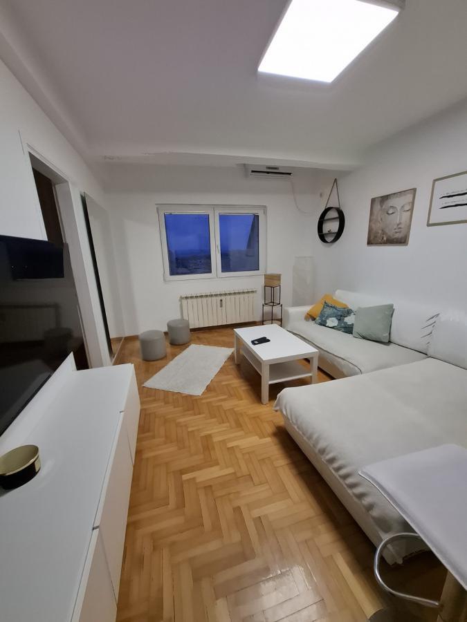 Braće Jerković, 35m2, jednoiposoban, prelep