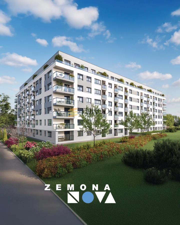 0,5 stan od 35m2 Zemona nova