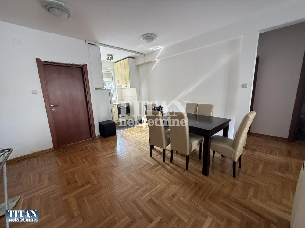 3.0 stan u Zemunu,ima i garazno mesto ID#5674