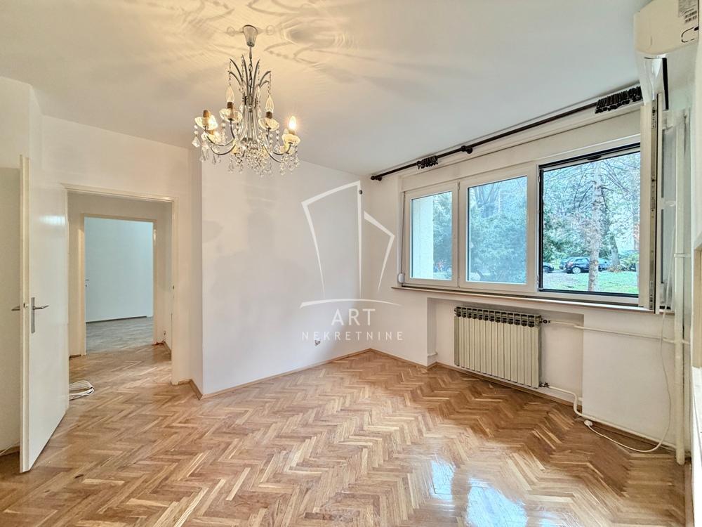 Zvezdara, odličan 2.5 stan u mirnom okruženju ID#14624