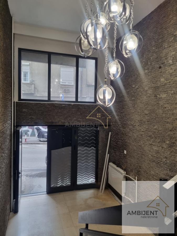 Izdaje se poslovni prostor na opštini Palilula, ukupne površine 212m2