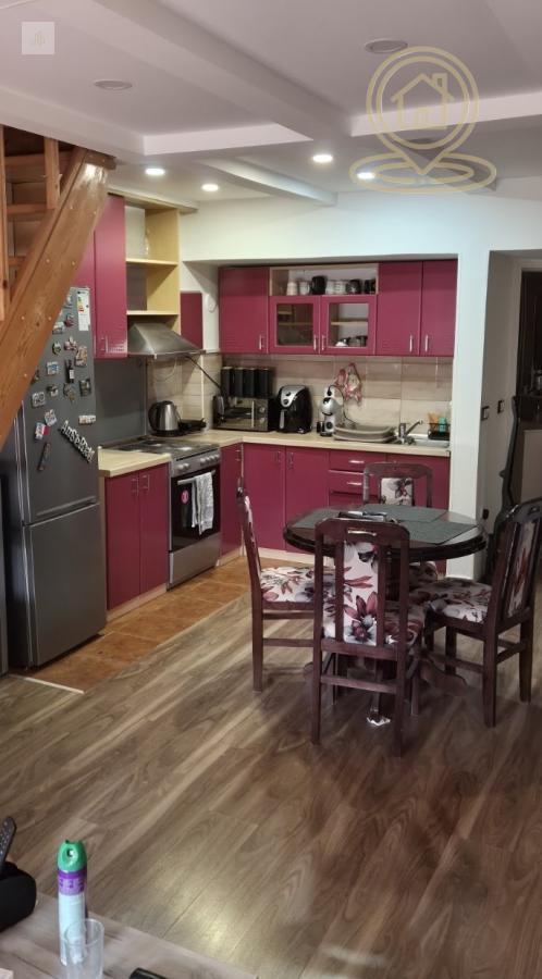 Na prodaju dvosoban stan, 52m2, Podbara