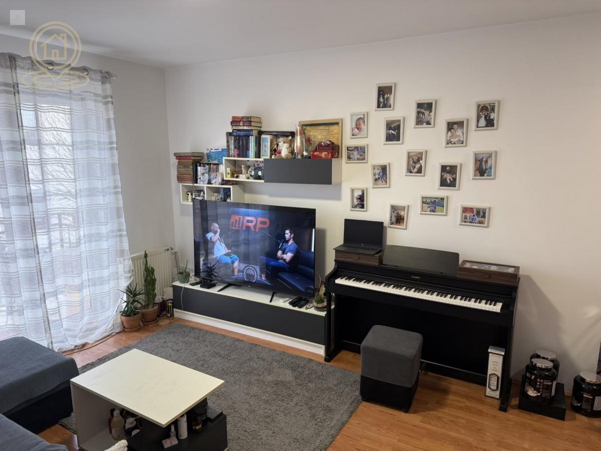Na prodaju odličan dvoiposoban stan, 52m2 ,Telep/Adice